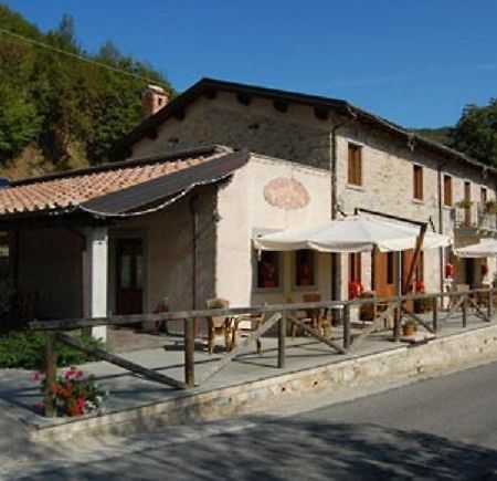 Spino Fiorito Stay Casola in Lunigiana エクステリア 写真