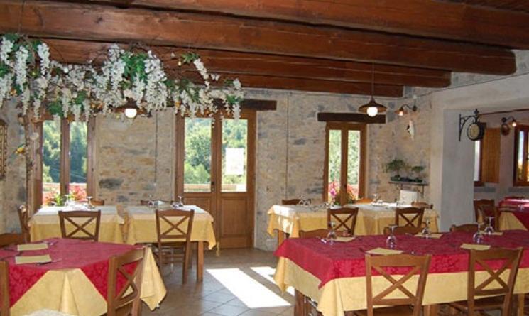 Spino Fiorito Stay Casola in Lunigiana エクステリア 写真